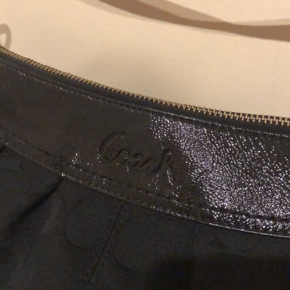 Coach Signature Shoulder Bag - Picture 3 of 7
